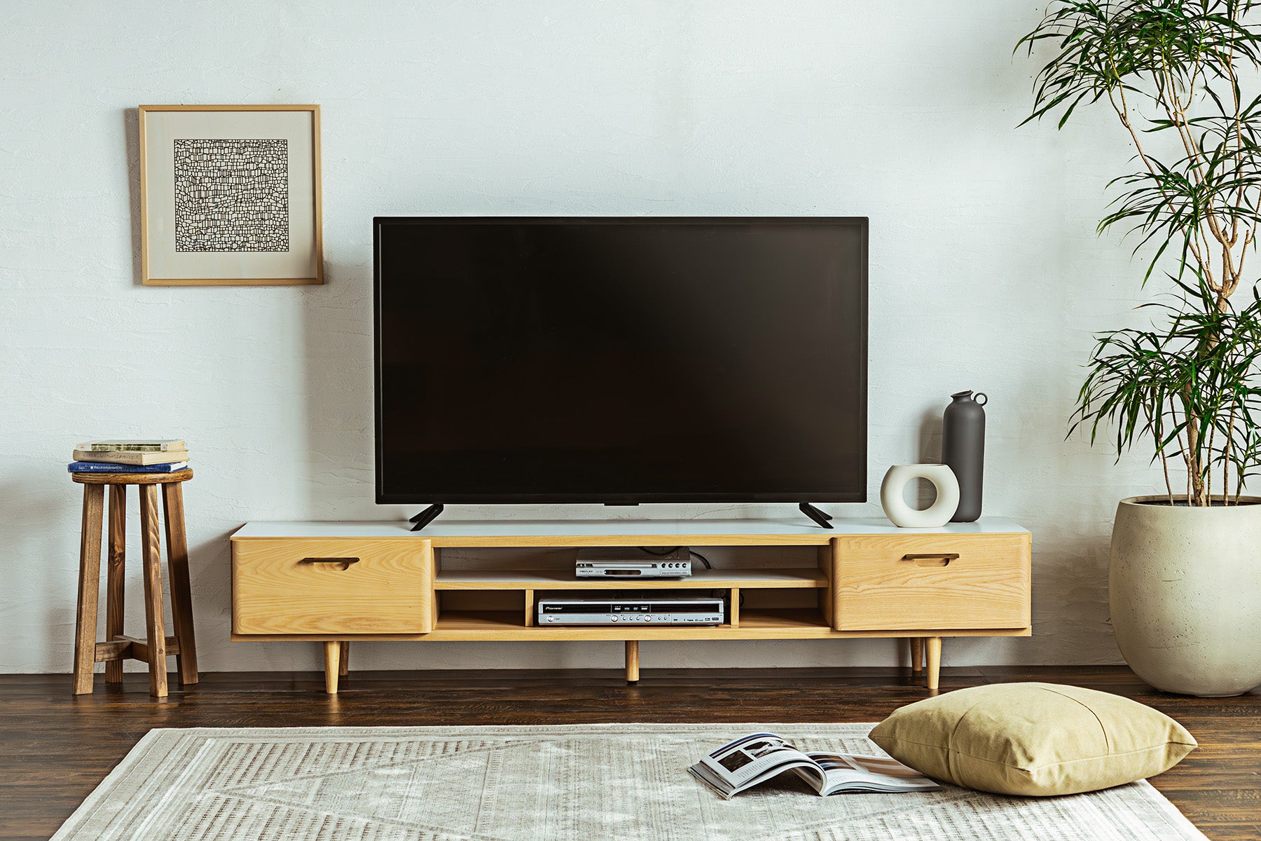 TV Board REZ 180