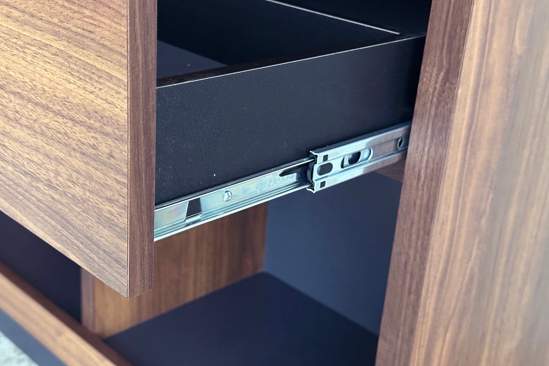 Shelf LGR 100