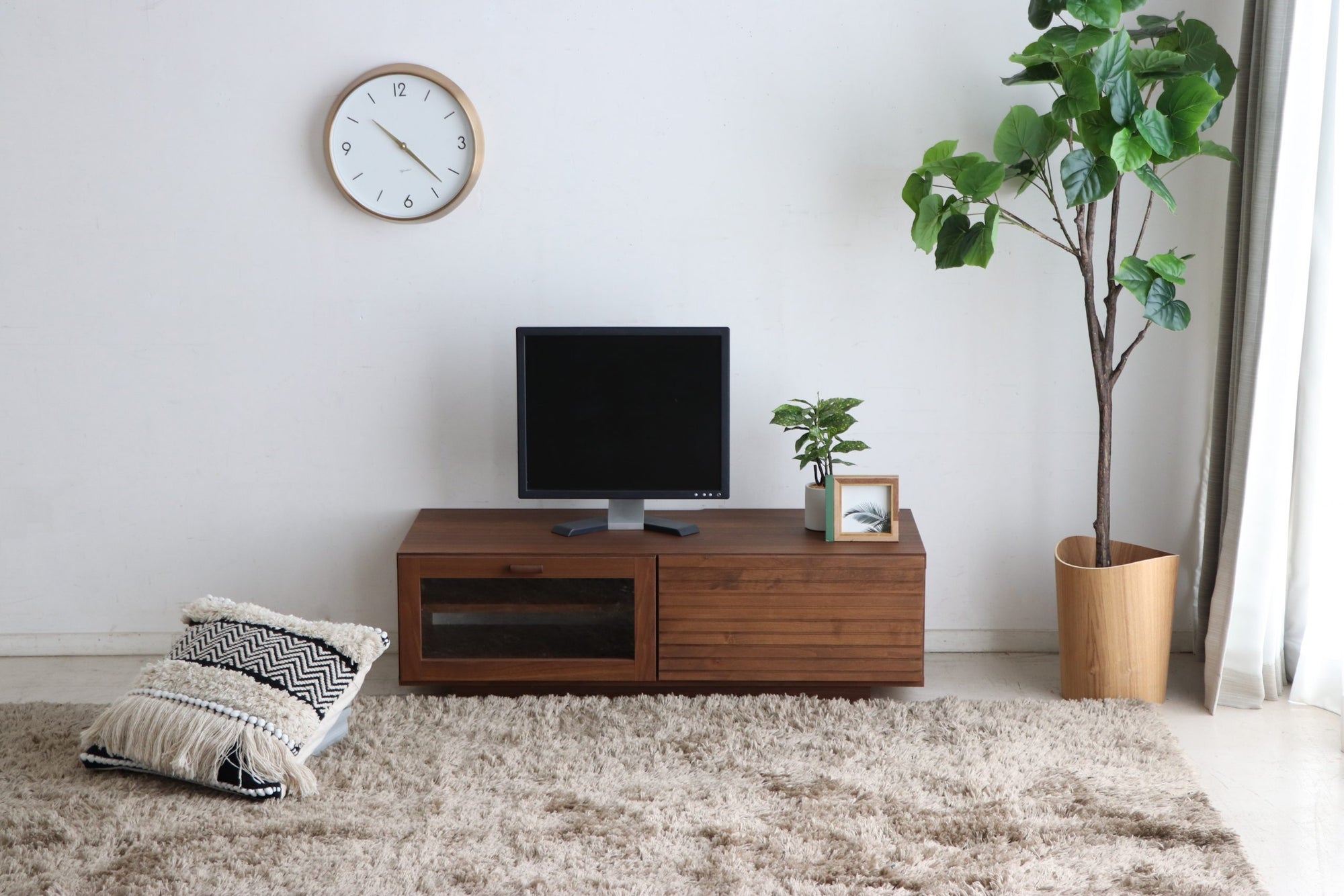 TV Board EFINO 100