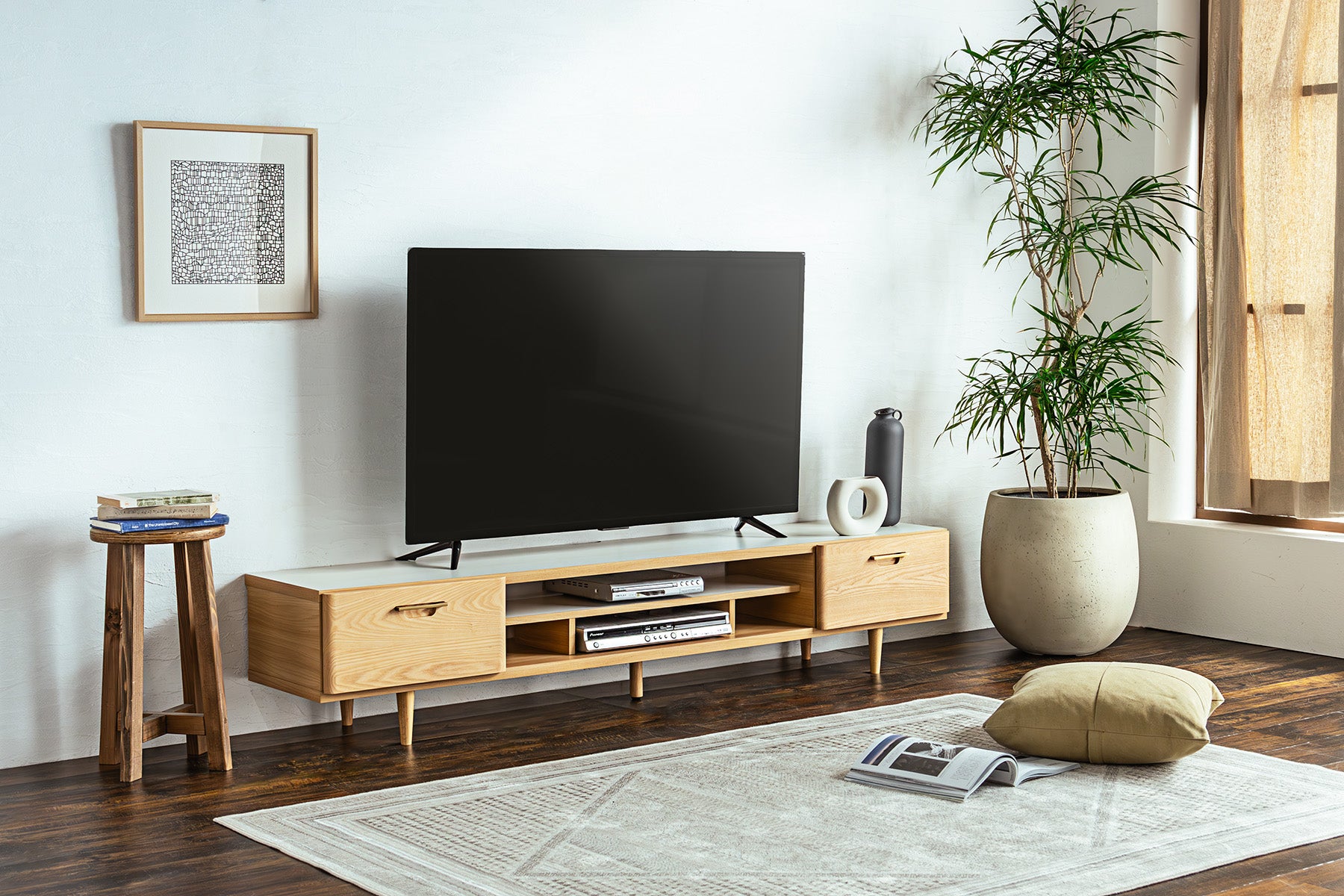 TV Board REZ 180
