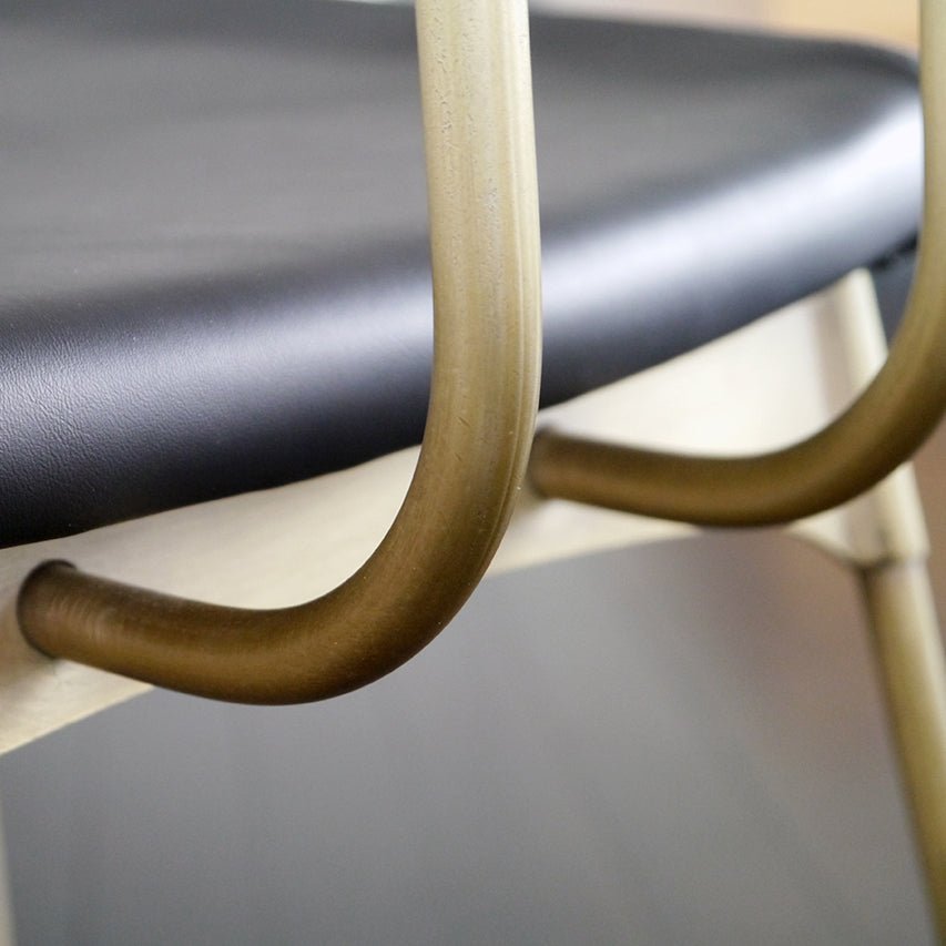 デザイナーズチェアDesign Chair RASAGART ガルトkaguaroo