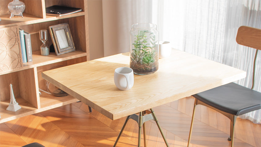 カフェテーブル