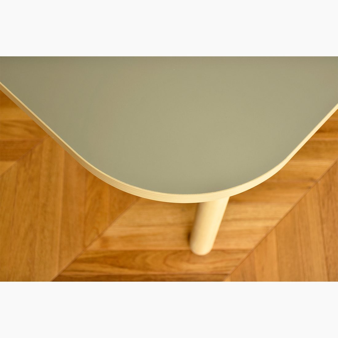 Table Shelf ROACH 120 High