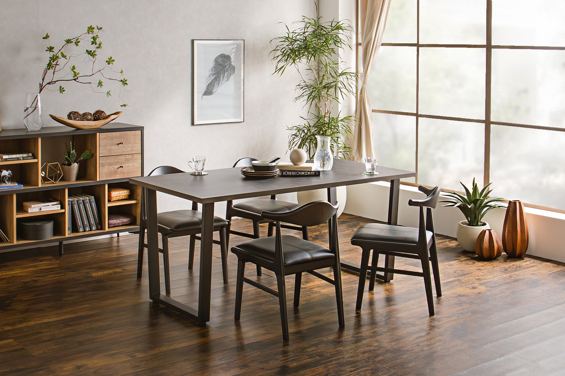 Dining Table TKM 160