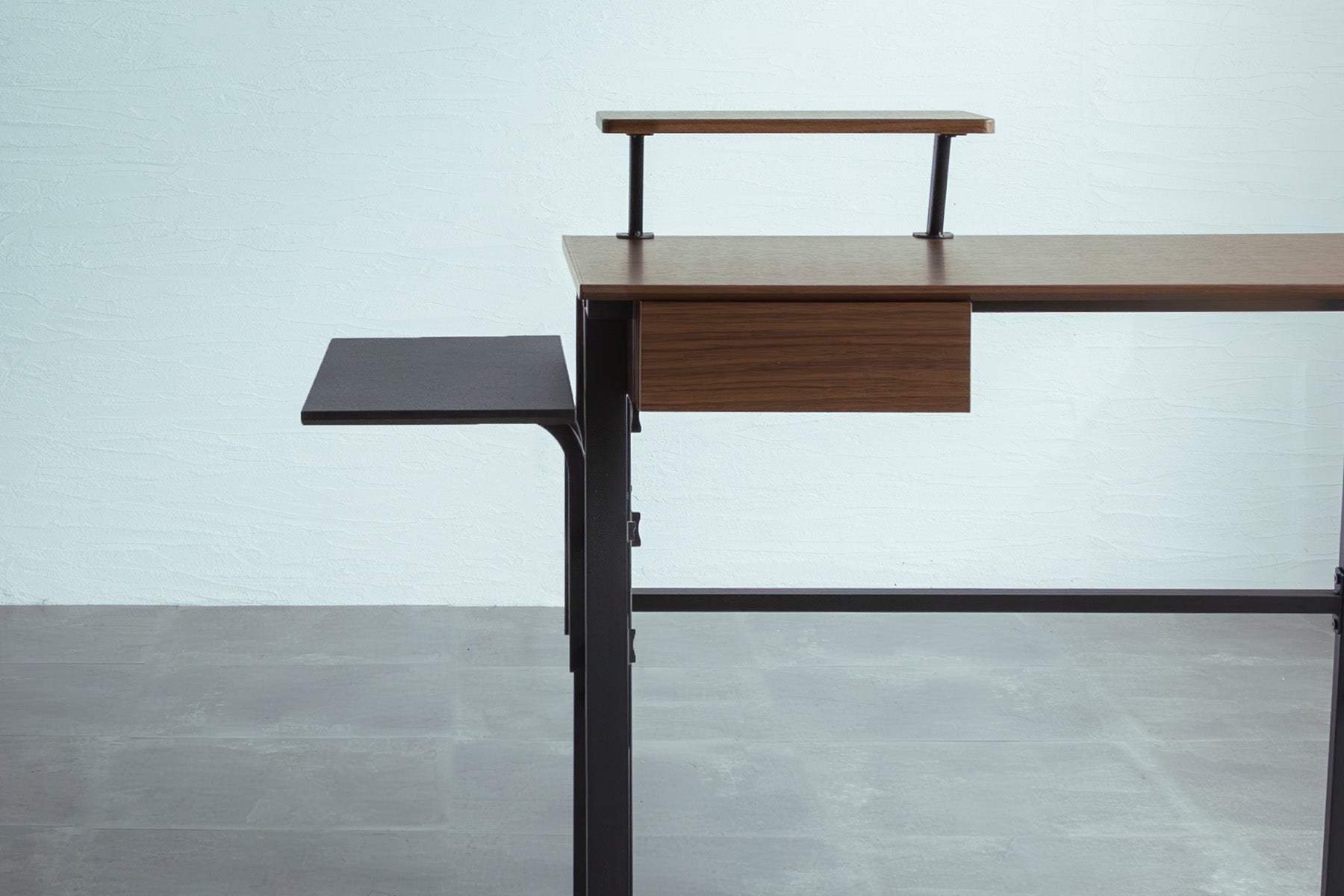 Office Desk Day 135 BR