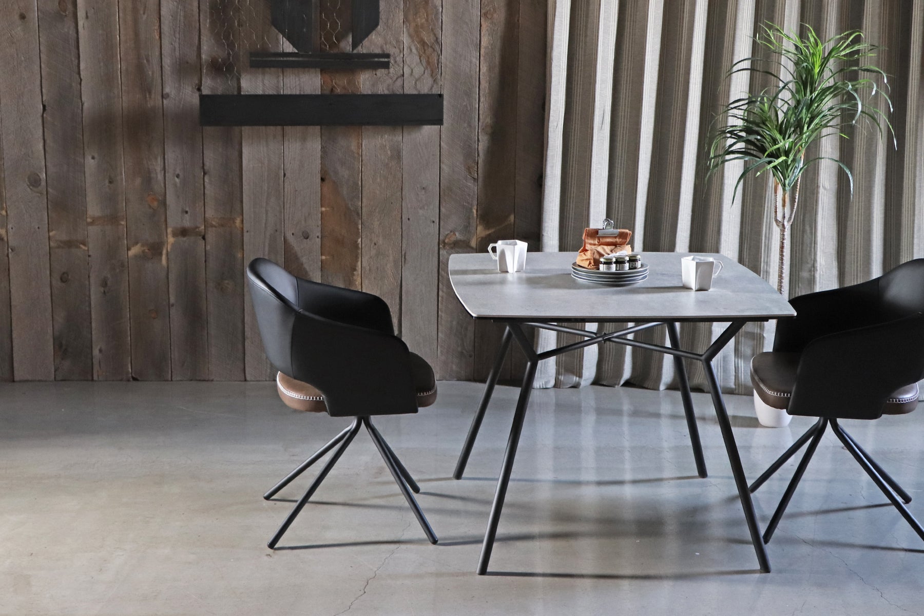 Ceramic Table 90 Surf