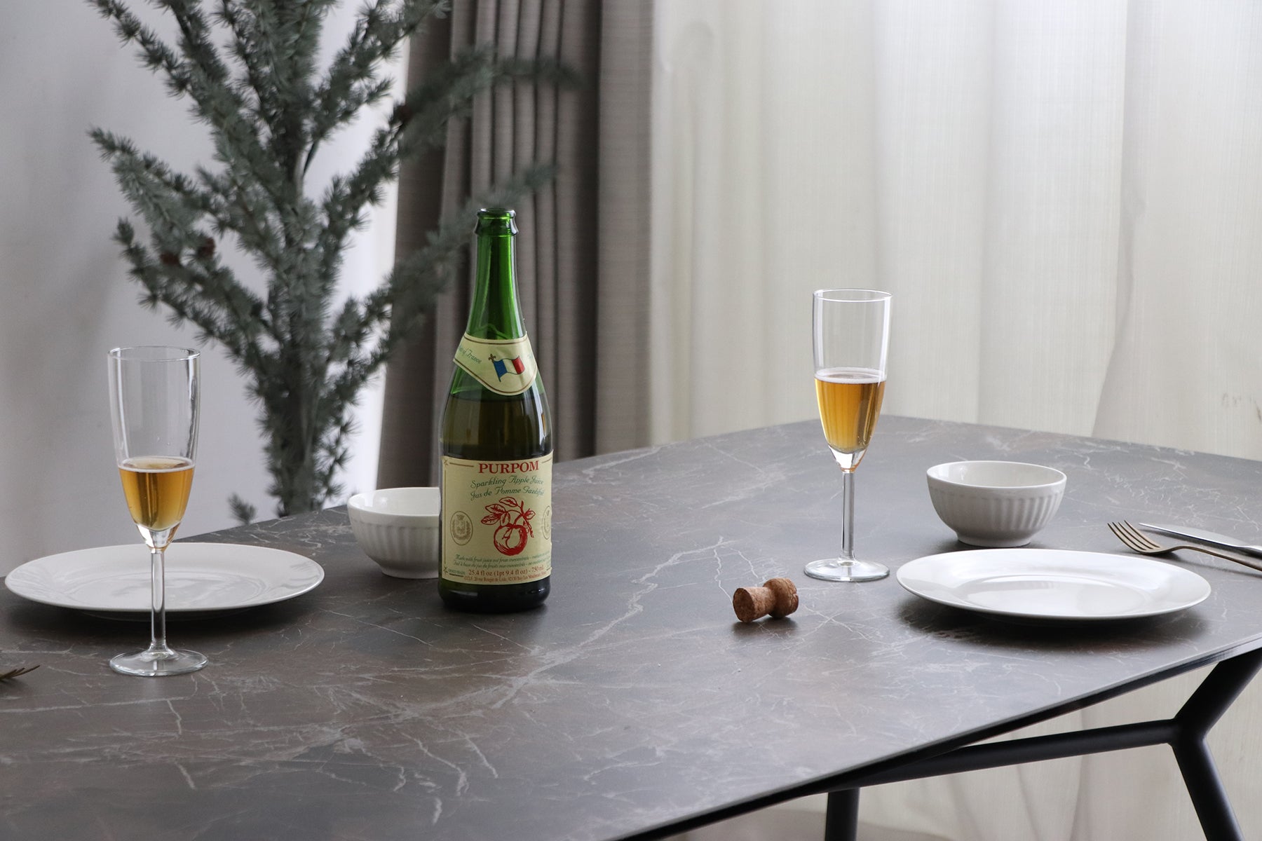 Ceramic Table 170 Darkstone