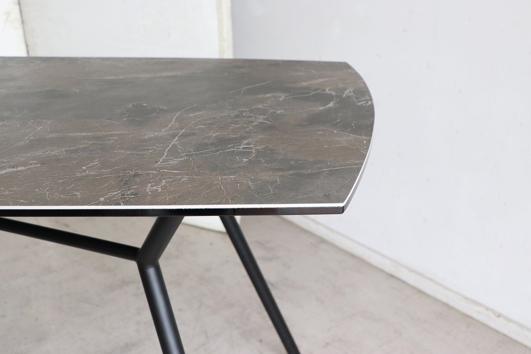 Ceramic Table 170 Darkstone