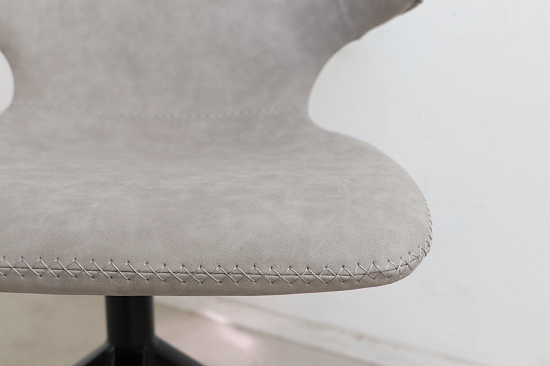Dining Chair Armor 回転式 GY