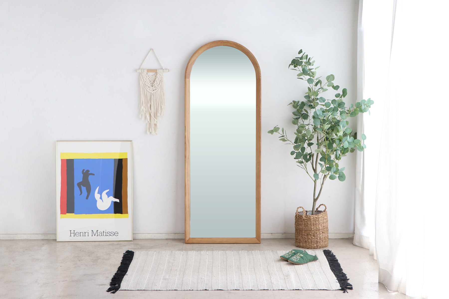 Mirror SEENA NA