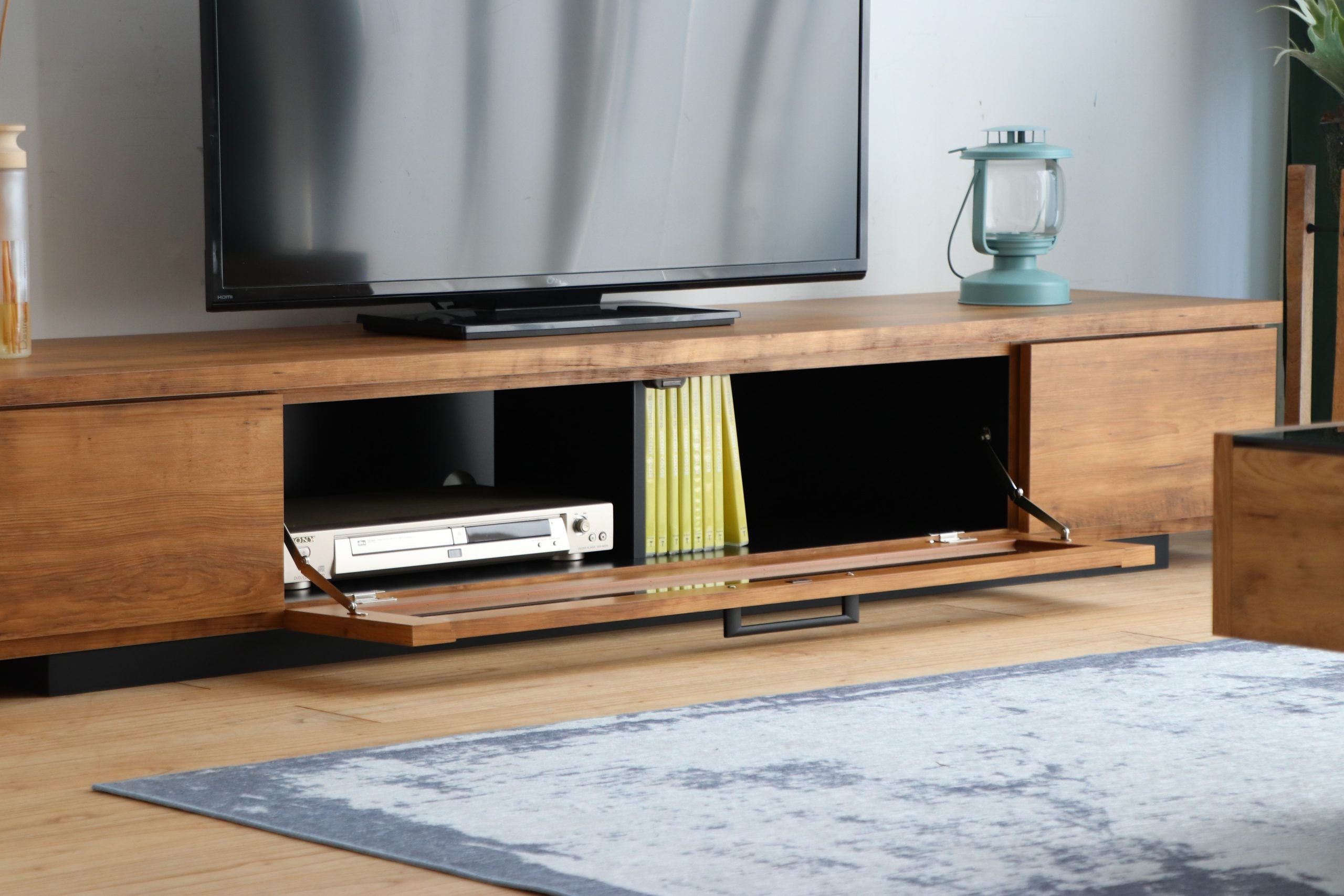 TV Board ADMR 180